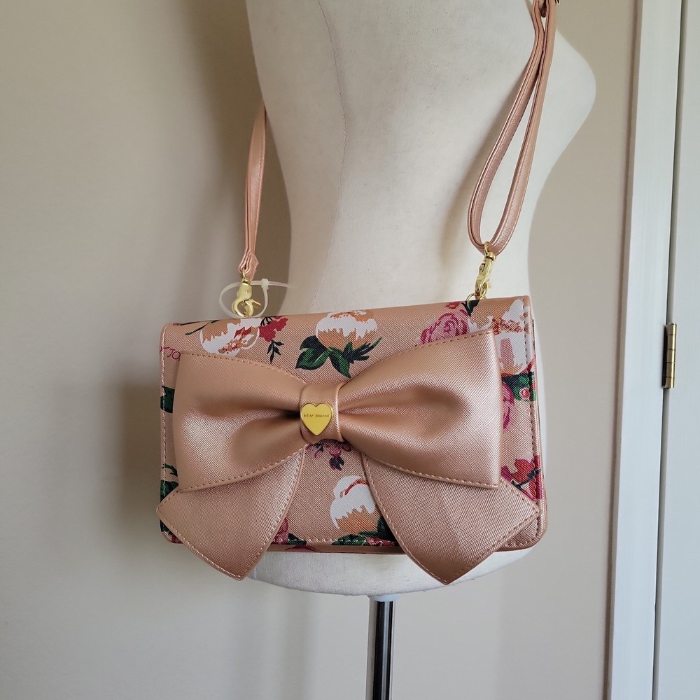 Betsey Johnson Floral Roses Crossbody Shoulder Bag Pink Large Bow READ NWOT